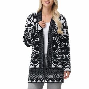 Frye Women’s Cozy Cardigan Black and White Aztec pattern Cardigan size XL NWT